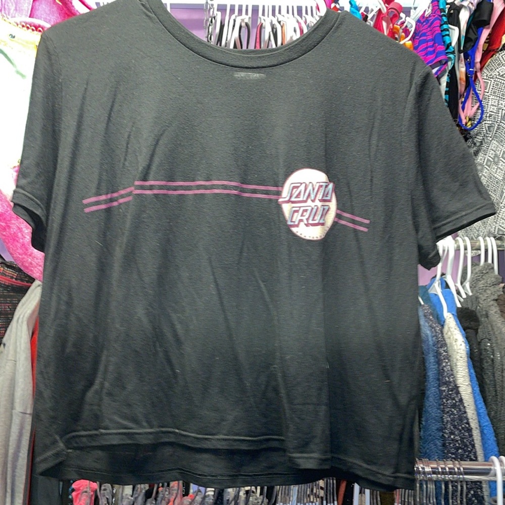 Santa Cruz’s Skateboard tshirt logo short sleeve black and pink logo size Large
